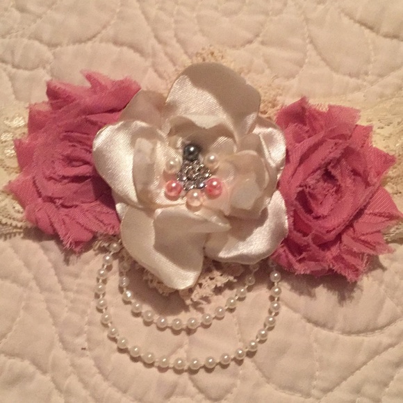 Small child's headband - Picture 1 of 1